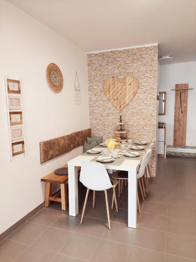 Newhome Nicole Premantura Exterior foto